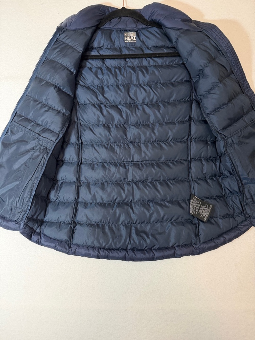 NWOT Women's 32 degree Lightweight Puffer Vest - Picture 5 of 6